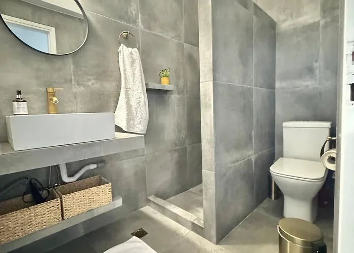 בית נופש Beachfront ! אמרינתוס