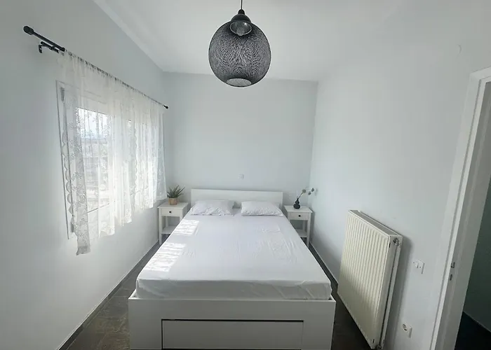 Beachfront ! בית נופש אמרינתוס