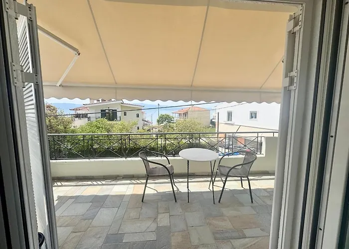 Beachfront ! בית נופש